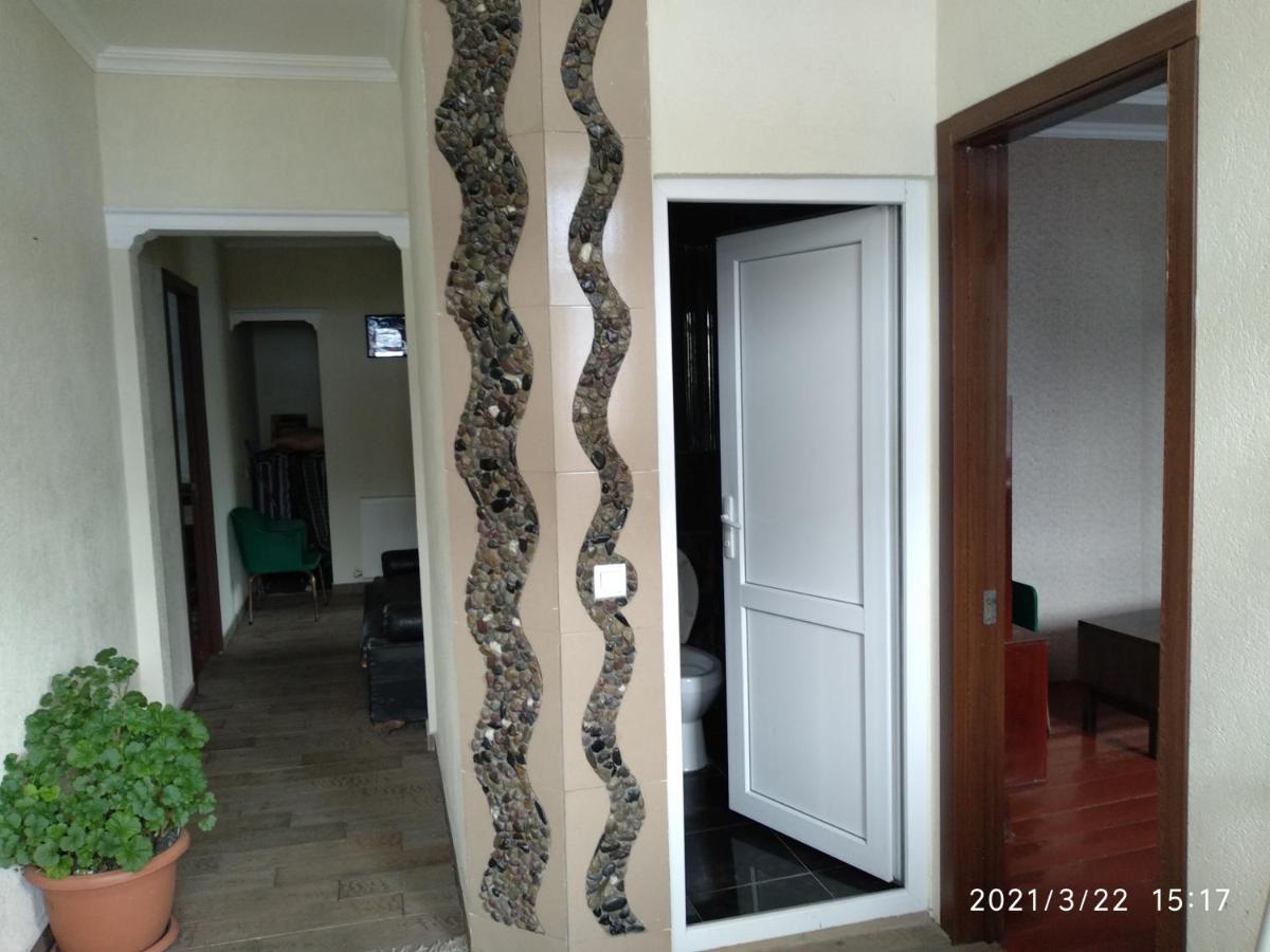 QUSHA Guest House Kazbegi Extérieur photo