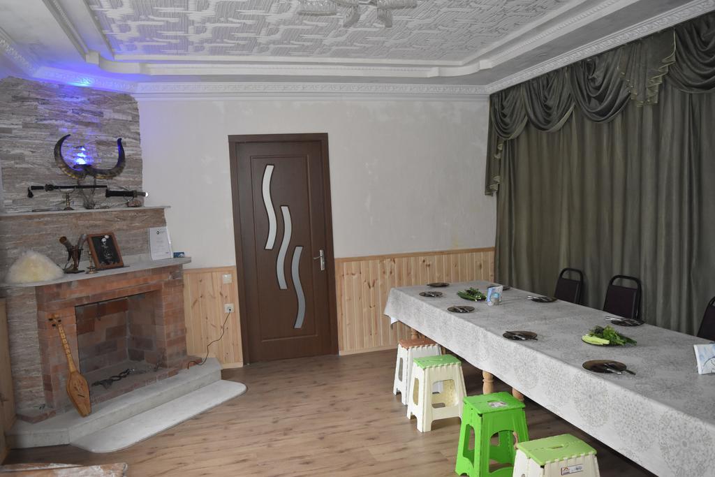 QUSHA Guest House Kazbegi Extérieur photo